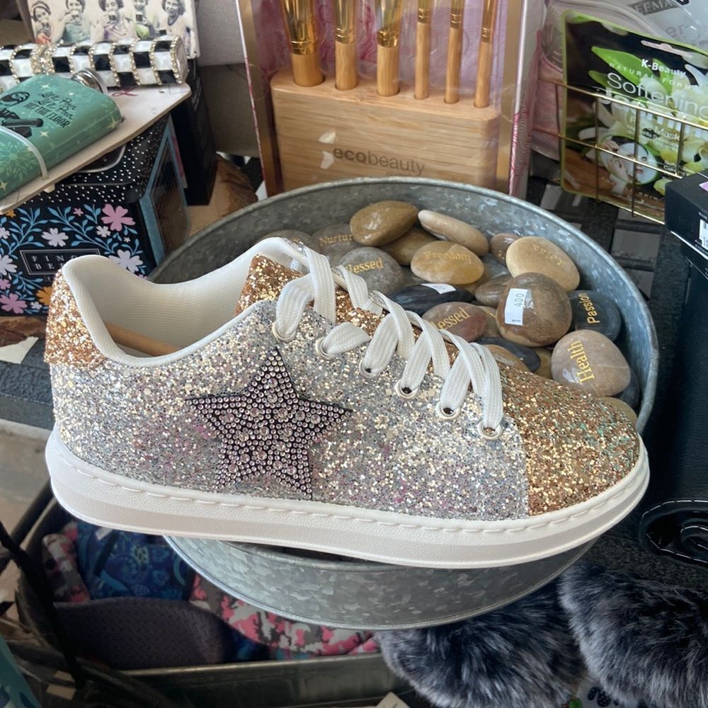 Be‎ a star glitter tennis shoe